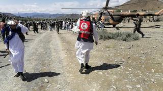 Al menos 1.000 muertos tras potente terremoto en Afganistán