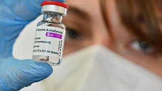 AstraZeneca y Johnson y Johnson: ¿Por qué estás vacunas están en el ojo de la tormenta?