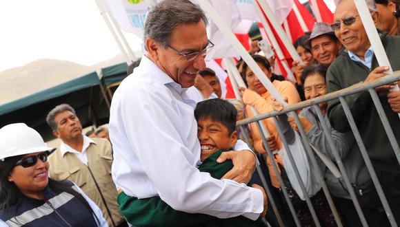 El mandatario Martín Vizcarra envió un saludo a todos los padres en su día. (Foto: Presidencia)