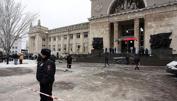 Atentado suicida en Rusia mató a 14 personas, pero se temen más víctimas. (AFP)