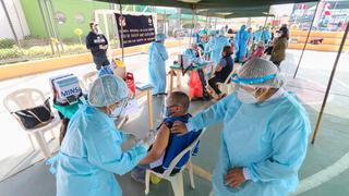 Minsa: El 60% de la población ya cuenta con la tercera dosis de la vacuna contra el COVID-19