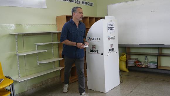 Salvador del Solar votó por Elecciones Congresales. (FRANCISCO NEYRA)