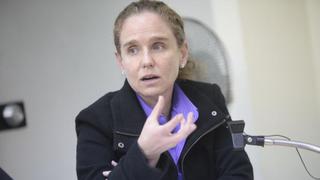 Ministra de Economía sobre farmacias: "No se puede permitir el abuso de la posición de dominio" [VIDEO]