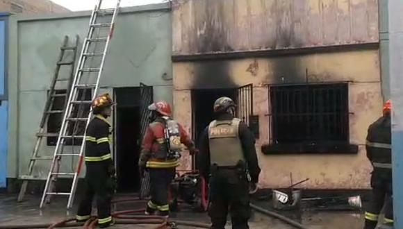 El incendio fue reportado a las 07:58 a.m. según el portal del Cuerpo General de Bomberos Voluntarios del Perú (CGBVP) (Foto: Captura de 'Prensa Callao Tv')