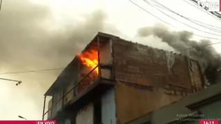 Centro de Lima: Reportan incendio en inmueble del jirón Cangallo conocido como ‘El buque’ de Barrios Altos