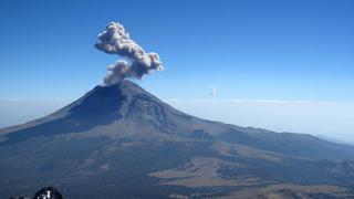 Volcán Popocatépetl erupcionó tras terremotos en México