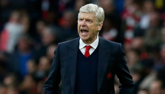 Stan Kroeneke, dueño del Arsenal, tiene plena confianza en Wenger. (AFP)