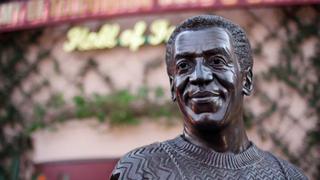 Bill Cosby: ¿Por qué Disney retiró su busto del conocido parque de atracciones?