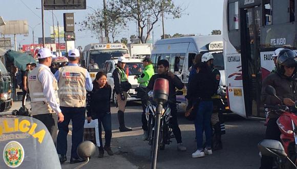 La Policía intervino a los motociclistas que circulan por los alrededores del Aeropuerto Internacional Jorge Chávez. (Difusión)