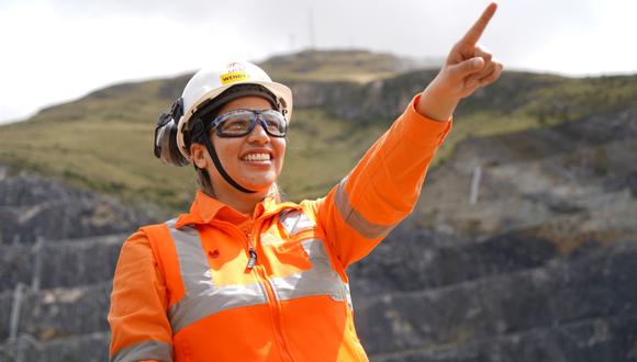La presencia de mujeres en la industria minera se distribuye de la siguiente manera: posiciones gerenciales, 11%; posiciones administrativas, 22%; áreas operativas, 5%; y en las plantas, solo un 4%. (FOTO:GEC)