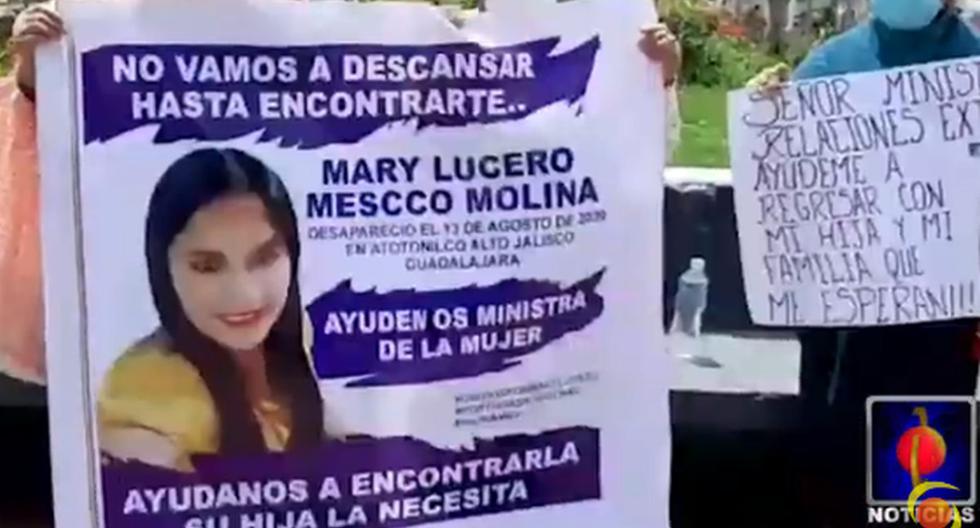 Desde el 16 de agosto, la cancillería de Perú anunció que daba seguimiento al caso. Sin embargo, los compatriotas continúan sin aparecer. Imagen de los familiares de Mary Lucero Messco Molina, una de las personas reportadas como desaparecidas en Jalisco, México. (Foto: Captura de video/YouTube).