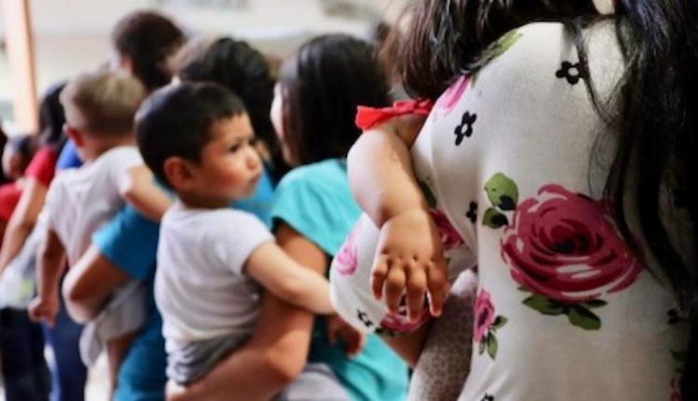 Cuando llegaron a Estados Unidos, el gobierno empezaba la implementación de una política de enjuiciar a todos los inmigrantes que cruzaran ilegalmente la frontera y separar a niños de sus padres. (Foto referencial: AFP)