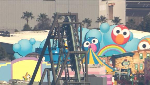 Pasajeros se quedaron en el aire en atracción temática de Parque Jurásico en Universal Studios Japan (Captura: CNN)