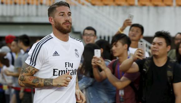 Sergio Ramos dijo que ficharía por Manchester para acelerar su renovación en el Real Madrid. (Reuters)