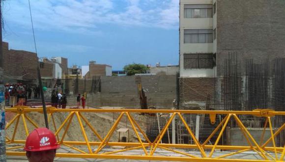 Trujillo: Dos obreros murieron tras derrumbarse pared en construcción. (USI)