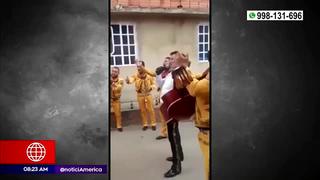 Colombia: niño “contrata” a mariachis para celebrar una serenata a su madre