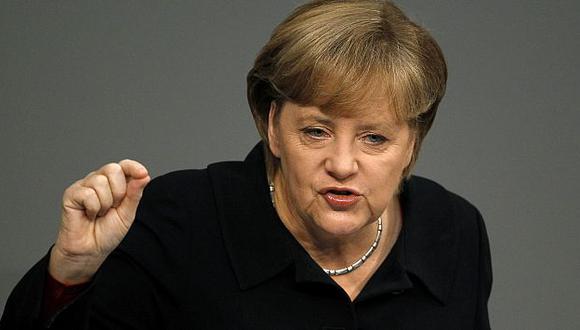 Merkel pidió normas más severas contra el gasto excesivo. (AP)