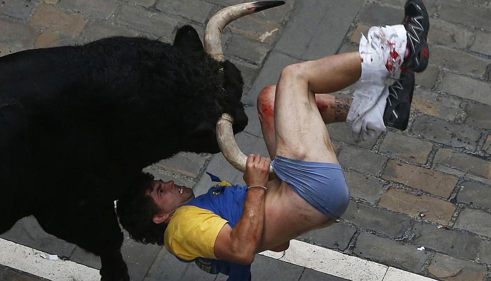 Tres personas han resultado heridas hoy por cornadas de toros en San Fermín. (Reuters)