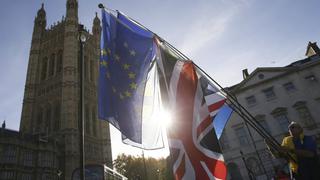 May defiende el acuerdo sobre el Brexit mientras la Unión Europea sigue su ritmo
