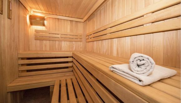 Un policía sueco detuvo a un prófugo de la justicia cuando se encontraban en un sauna. (Foto: Pixabay)