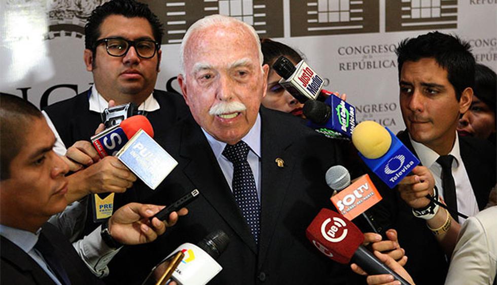 Carlos Tubino dijo que Martín Vizcarra está mal asesorado. (Foto: Agencia Andina)
