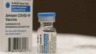 Vacuna Johnson & Johnson: ¿Por qué se detuvieron las inoculaciones en Estados Unidos?