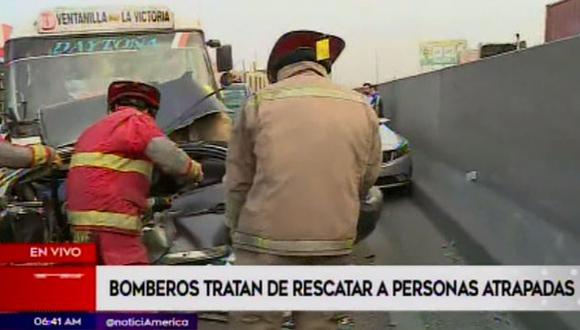 Choque múltiple en la Panamericana Norte deja varios heridos (Captura: América Noticias)