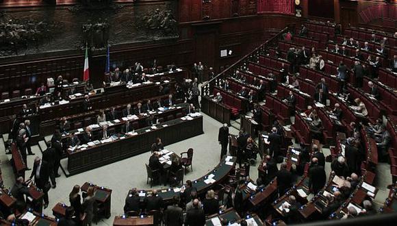 Los parlamentarios italianos son los que más ganan en Europa, ya que reciben 11,283 euros, unos US$14,600. (AP)