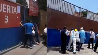 SMP: personas golpean puerta del hospital Cayetano Heredia por aparente falta de atención [VIDEO]