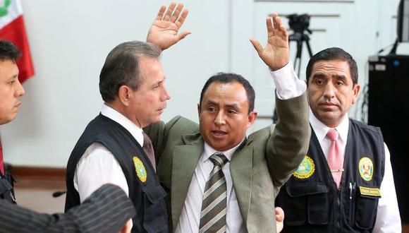 Comisión Belaunde Lossio pasa a Gregorio Santos a la calidad de investigado. (Perú21)