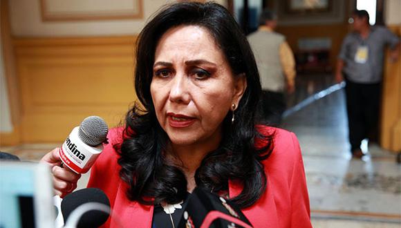 Parlamentaria Gloria Montenegro se mostró a favor de la no reelección de congresistas. (Foto: Agencia Andina)