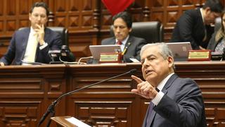César Villanueva llegó al Congreso tras solicitud de parlamentarios