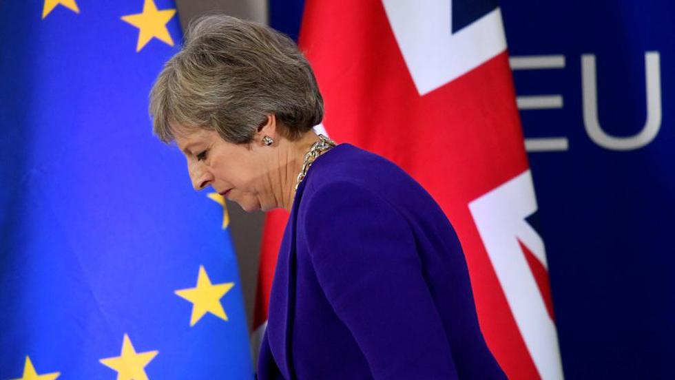 Ante la parálisis en la que está sumido el proceso para ratificar el acuerdo del "Brexit", en los últimos días ha aumentado la presión para que Theresa May establezca una fecha concreta para su renuncia. (Reuters)