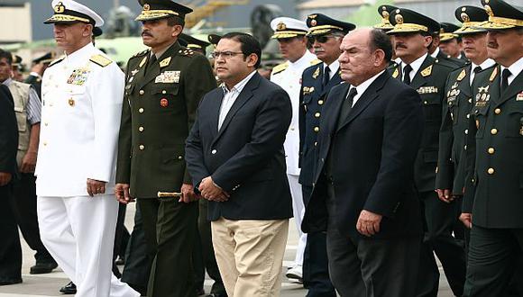 Ni Otárola ni Lozada están en Lima, el epicentro de la crisis política del gobierno. (USI)