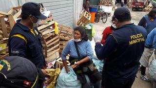 Tacna: Desalojan y decomisan productos a comerciantes de la feria del altiplano