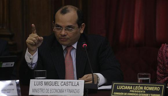 Luis Castilla se presenta en el Congreso. (Rafa Cornejo)