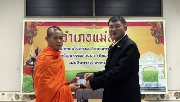 El entrenador de los niños atrapados también recibió la nacionalidad tailandesa. (Foto: AP)