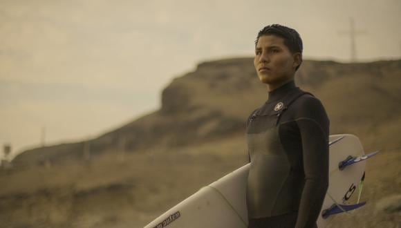 ‘Into the Storm’: Documental sobre surfista Jhonny Guerrero arrasa en Festival de Brooklyn. (Into the storm/Adam Brown)