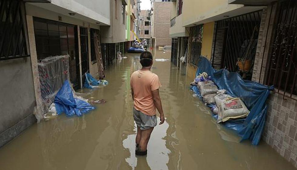 Más de 2,000 vecinos han sido afectados por el aniego de aguas servidas en San Juan de Lurigancho. (Foto: GEC)