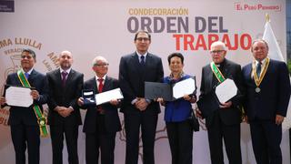 Presidente Martín Vizcarra entregó condecoración 'Orden del Trabajo' a cinco ciudadanos