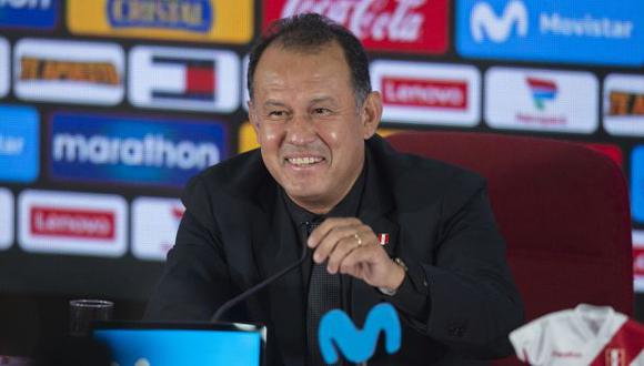 Juan Reynoso se refirió a los cambios en el fútbol peruano. (Foto: AFP)