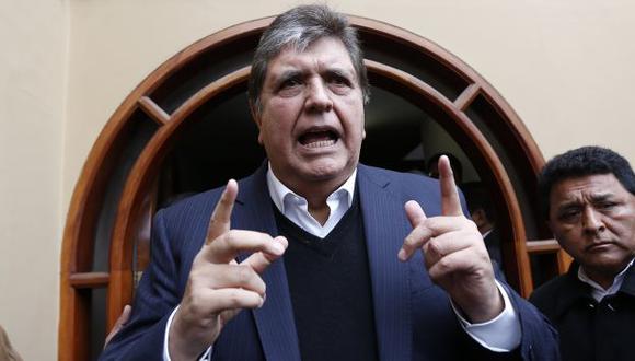 Ex presidente Alan García deberá responder 50 preguntas por el caso de petroaudios en el Poder Judicial. (Luis Gonzales)
