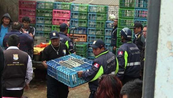 Los pollos estaban listos para distribuirse en distintos mercados de Villa El Salvador. (Difusión)