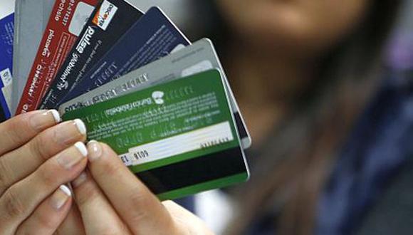 Los bancos ya no podrán cobrar un monto fijo del seguro de desgravamen de las tarjetas de crédito. (Foto: GEC)