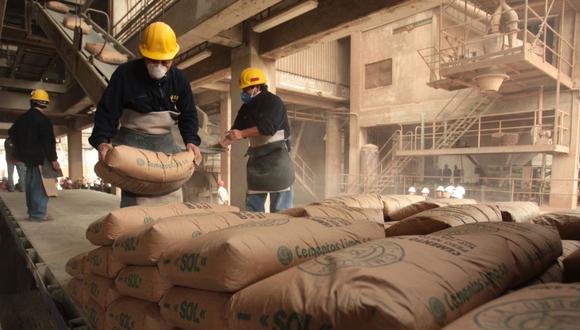 El consumo local de cemento cayó 8.37%, según el INEI.