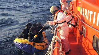 Rescatan a 279 personas de seis barcas en costa mediterránea al sur de España