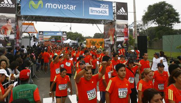 Este sábado desde el mediodía cerrarán calles por maratón de 42 kilómetros en Lima. (Trome)