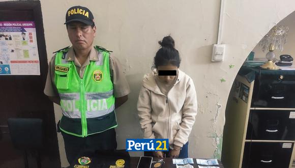 Mujer estafaba personas fingiendo ser policía en Arequipa. Foto: PNP