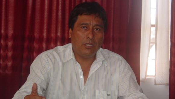 Ex alcalde de Chulucanas afirma que desconoce los motivos que llevaron a su esposa a cometer el crimen.