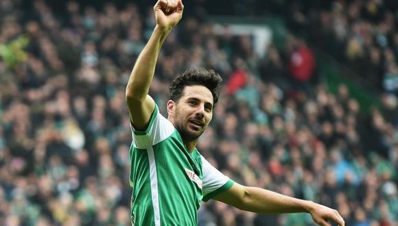 Claudio Pizarro anotó su gol 102 con la camiseta del Werder Bremen en la Bundesliga. (Getty Images)